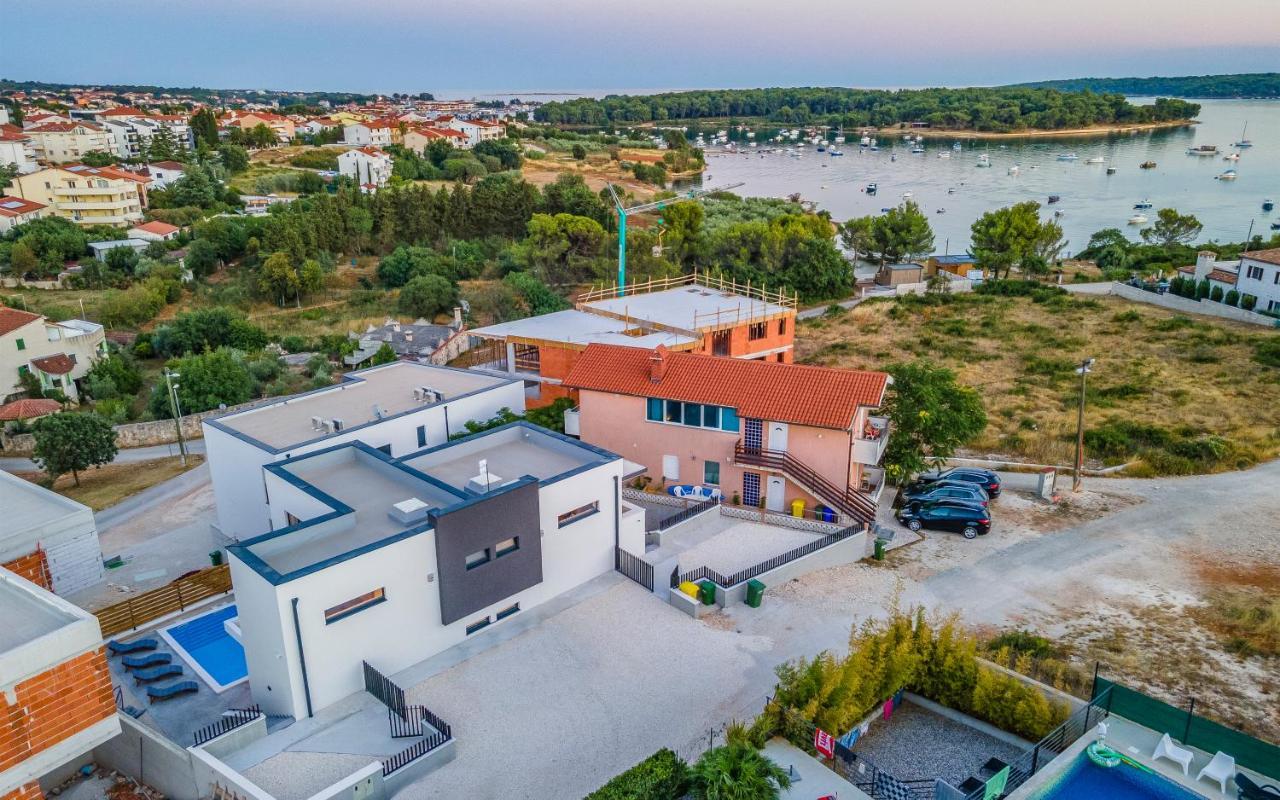 Villa Rougemarin - Marin With Private Pool Medulin Exterior foto